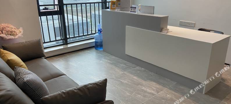 极简城市公寓(九铭广场店)图片