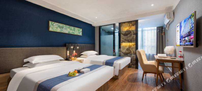 悦巢HOTEL(深圳北站6979商业中心店)图片