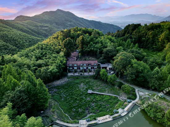 东篱下悠然山居民宿(九华山上店)