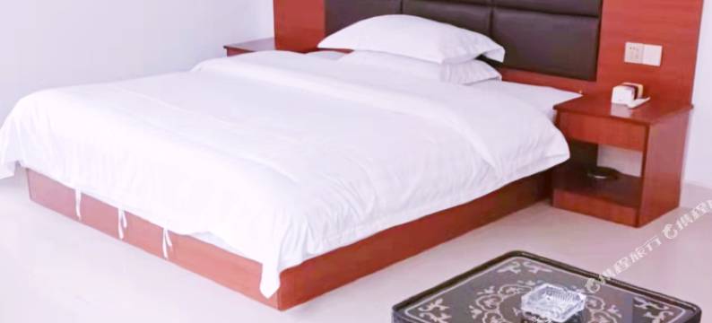 诚鑫电梯公寓图片