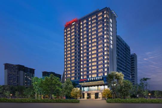 成都犀浦希尔顿欢朋酒店