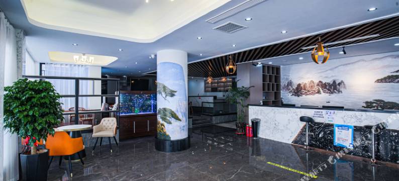 铭江悦温泉酒店(丹东鸭绿江江畔安东老街店)图片