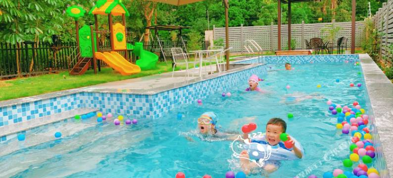 佛山鹭影菲拉别墅(高明美的鹭湖店)图片