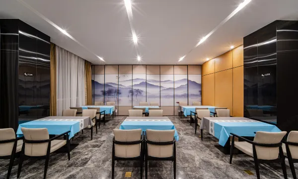 七摄藏乡酒店(康定新都桥摄影天堂小镇店)预订价格,联系电话位置地址【携程酒店】