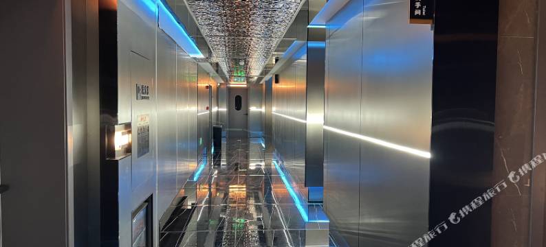 魔尔电竞酒店(长沙五一广场IFS国金中心店)图片