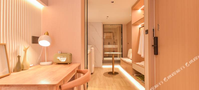 星禧宿·Stellar Joy智能影音民宿(贵阳万象汇奥体中心店)图片