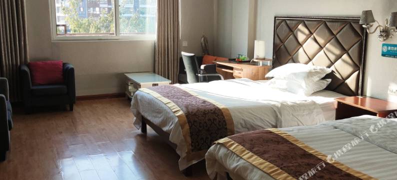 蒙山东方银都商务酒店(政府广场店)图片