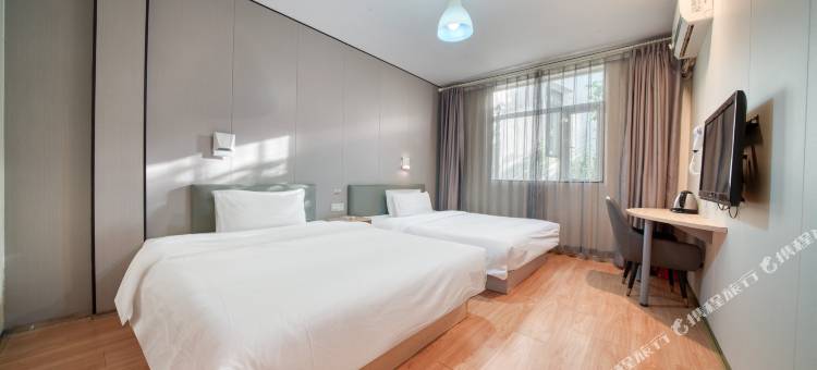 布丁严选酒店(杭州西湖苏堤雷峰塔店)图片