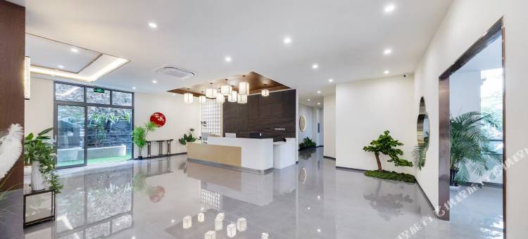 沧澜墅一线江景度假酒店(西双版纳景洪澜沧江店)图片