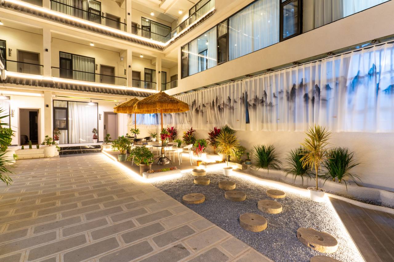 hotel overview picture