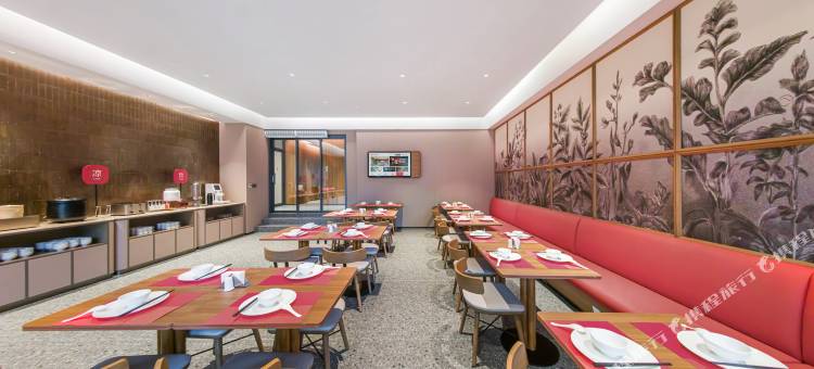 尚客优悦酒店(攀枝花米易时光水街店)图片