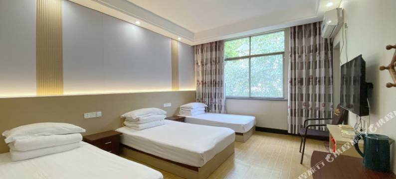 杭州畔山小居民宿图片