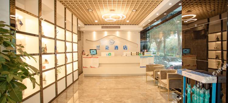 深圳兰朵酒店(灵芝地铁站店)图片
