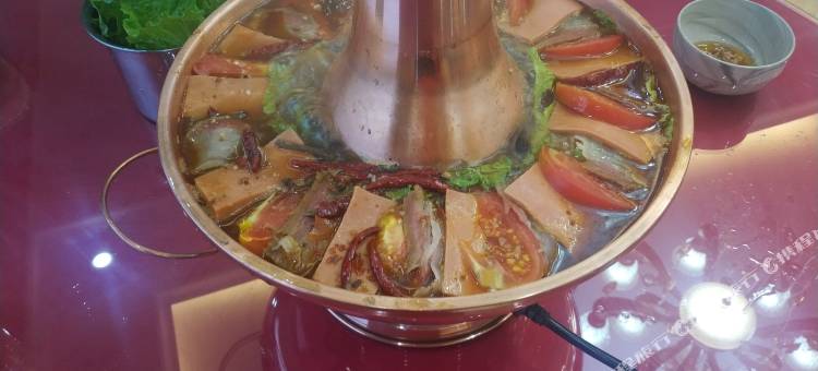 宝兴归园山居酒店图片