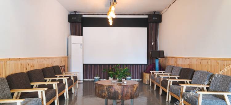弯里·Wanli 泳池观景轻奢休闲美宿(虎啸峡漂流店)图片