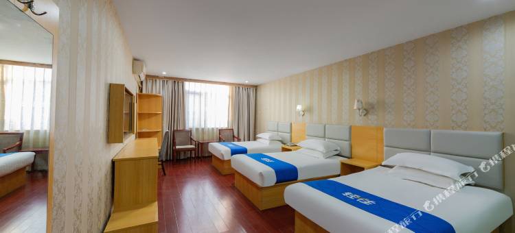 轻住·华庭优选酒店(上海沪南公路航头地铁站店)图片