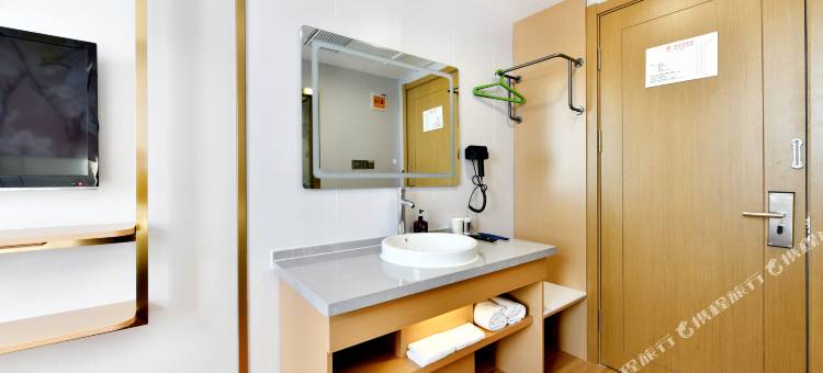 白玉兰酒店(大连辽师大学马栏广场地铁站店)图片