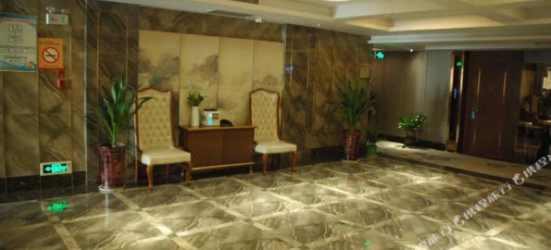 汨罗金碧华府大酒店图片