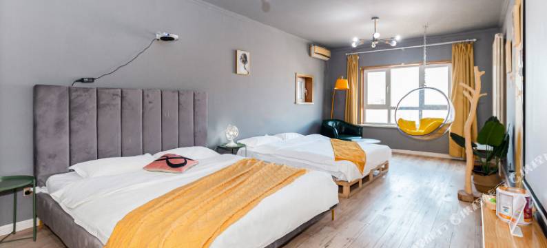 忆语流年影院设计民宿(大连和平广场店)图片