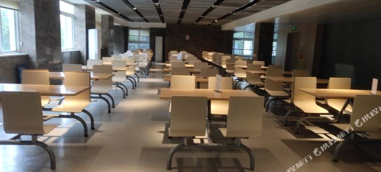 德兴学苑大酒店图片