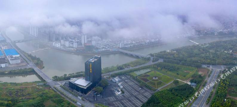 黄山歙县兰信大酒店(徽州古城城许路游客中心店)图片