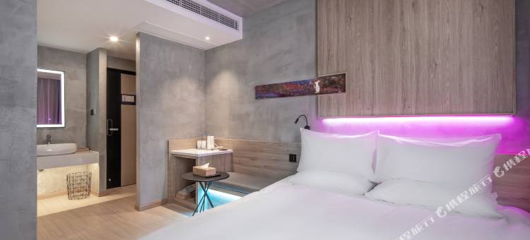 U2Hotel哟兔轻奢酒店(四川传媒学院三店)图片