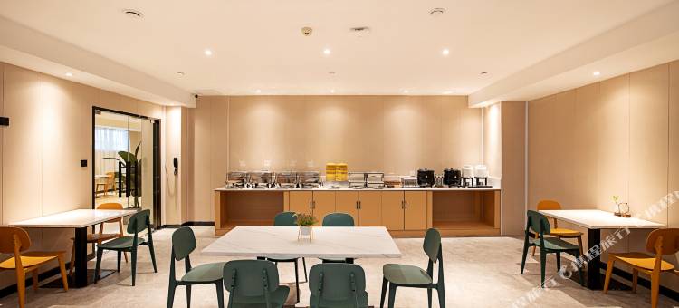 华人易居云酒店(郑州大学第三附属医院省妇幼火车站西广场店)图片