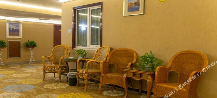 若羌假日酒店图片