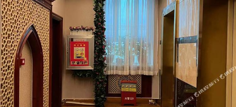银岸宾馆(乌鲁木齐国际大巴扎金泉商城店)图片