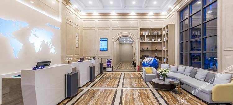 凯里亚德酒店(九江快乐城大润发店)图片