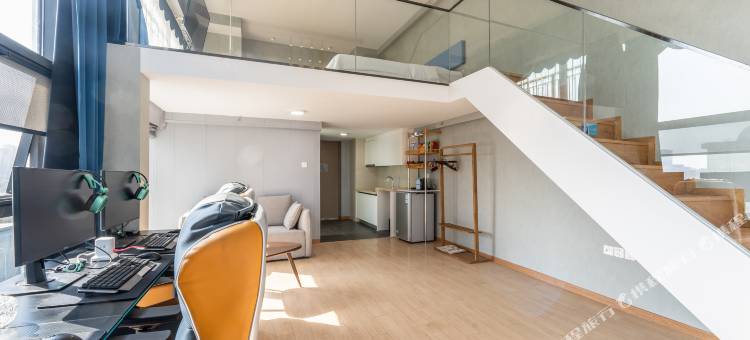 网鱼电竞酒店(武汉光谷科技会展中心店)图片