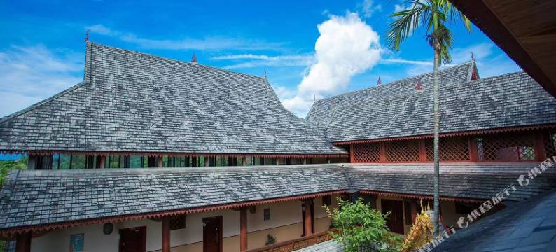 彩仑金湾客栈(西双版纳傣族园泼水广场店)图片