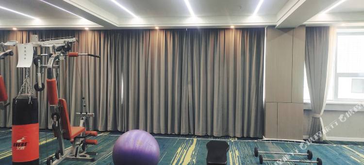 西宁丝路河畔酒店图片