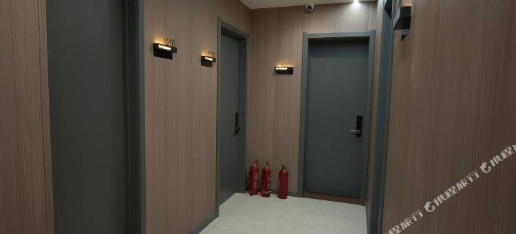 嘉荫江悦智慧宾馆(江边广场店)图片