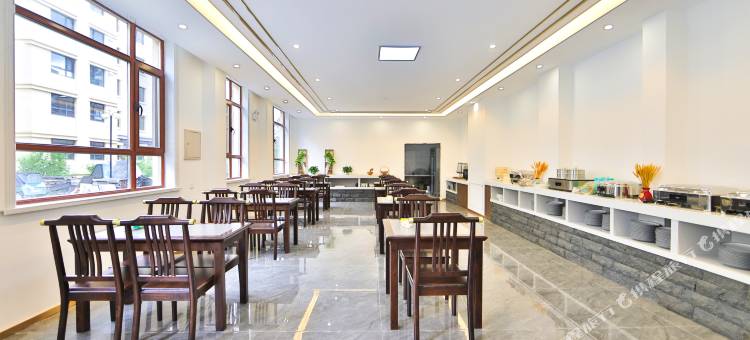松云间精品酒店(长白山二道白河高铁站店)图片