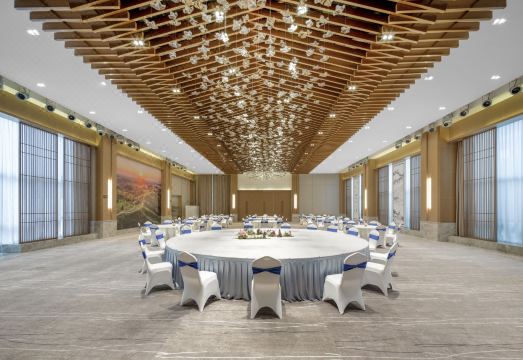 BLOSSOM STOCKADE YA'AN Hotel Overview