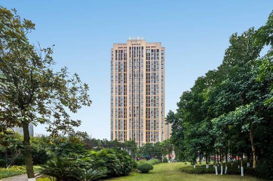 重庆全家福酒店(大学城地铁站熙街店)