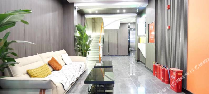 日喀则西域之家商务酒店图片