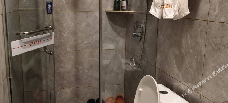 水晶贝壳酒店(明光汽车站店)图片