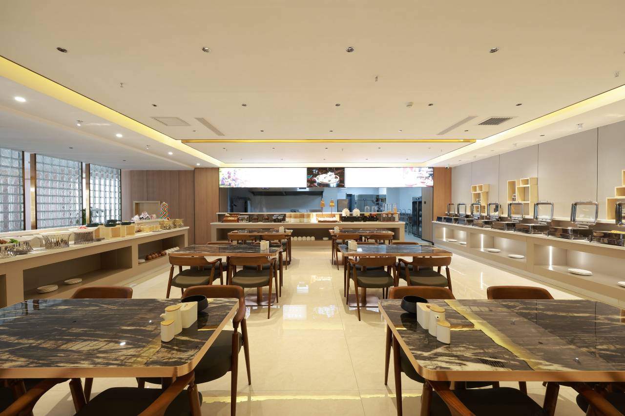 鸿鑫澜庭大酒店图片