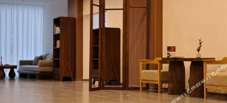 仓央·度假酒店图片