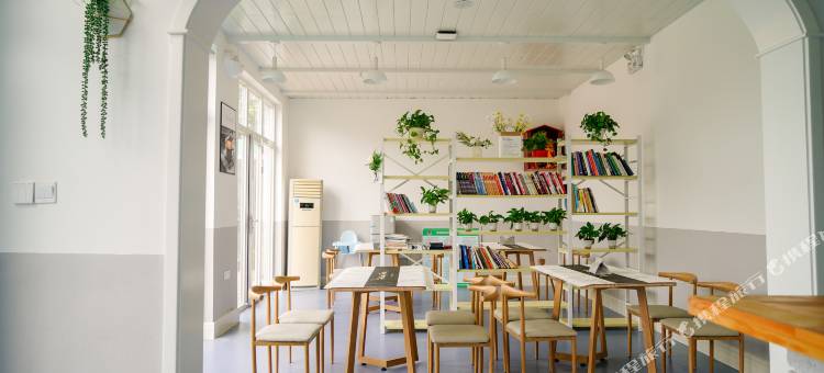 花筑·福兰克的水晶民宿(野三坡百里峡景区店)图片