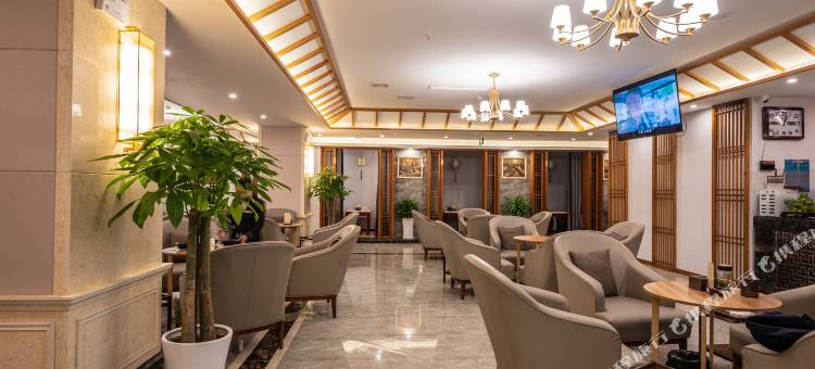 达州绿洲大酒店(城市中心广场三圣宫美食文化街店)图片