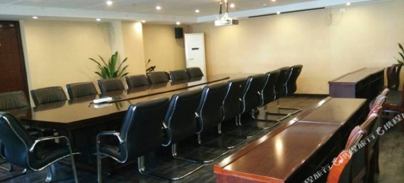 铜仁国臣酒店(铜仁高铁站店)图片