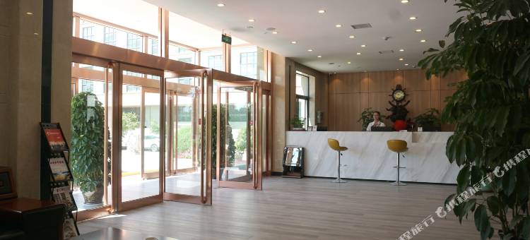 格林豪泰酒店(太原综改示范区政务服务中心机场南站店)图片