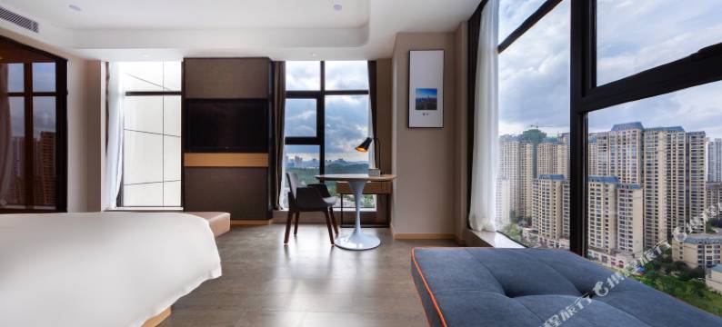 贵阳观山湖公园兴义路亚朵酒店图片