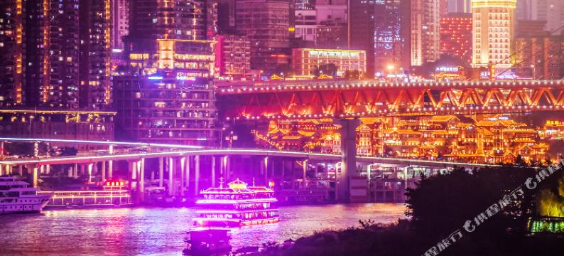 重庆艾维希酒店公寓(解放碑洪崖洞店)图片