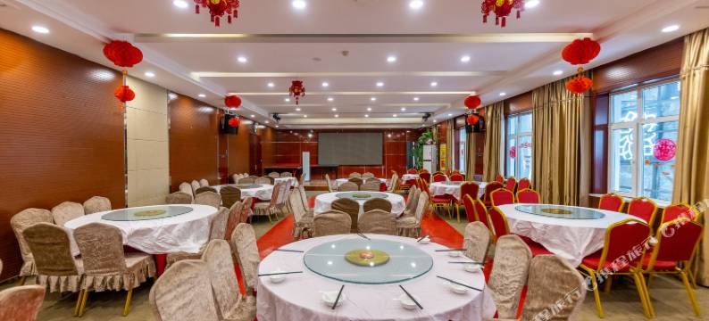 江缘雪主题酒店(西宁中华枸杞养生苑店)图片