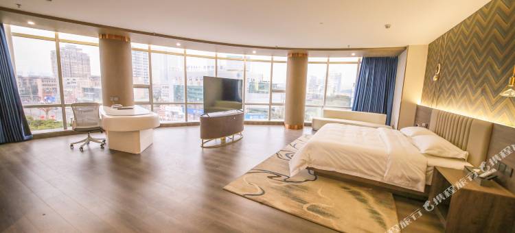 罗江华瑞酒店(1788商业广场店)图片