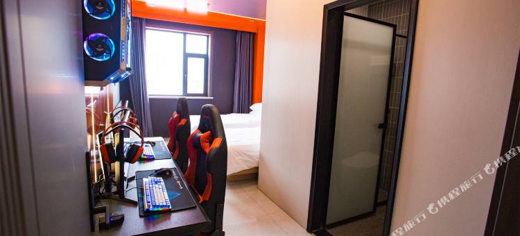 华宝电竞酒店(北关路分店)图片